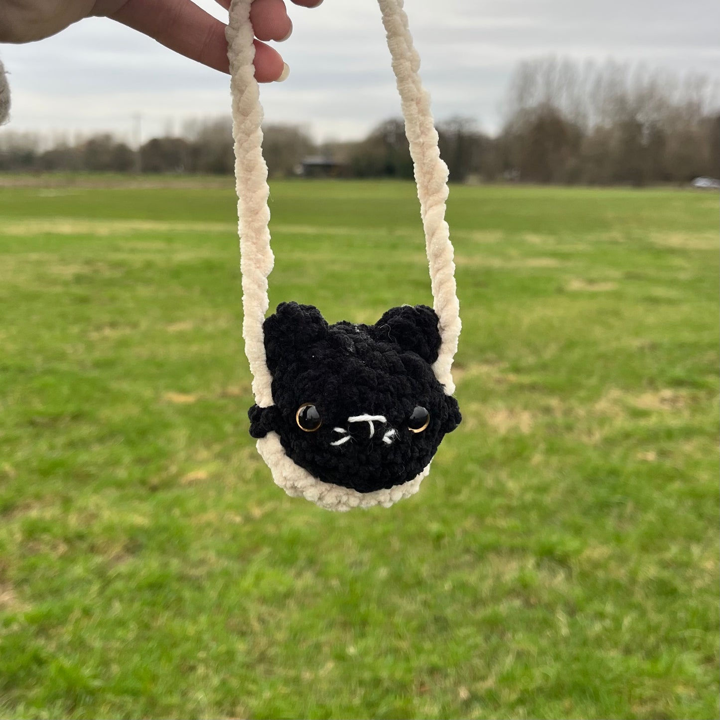 Chat noir balançoire pour rétroviseur